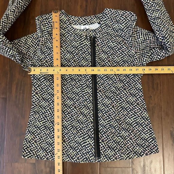 CAbi #5099 Full Zip Cliffside Moto Style Jacket Multicolor Abstract Print - Picture 8 of 8